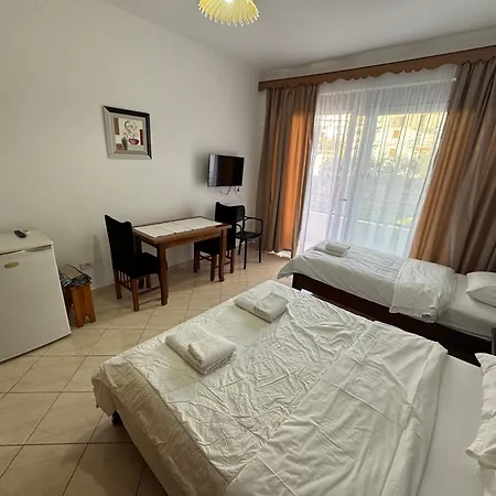 Comfort Promenade Apartment Sarande